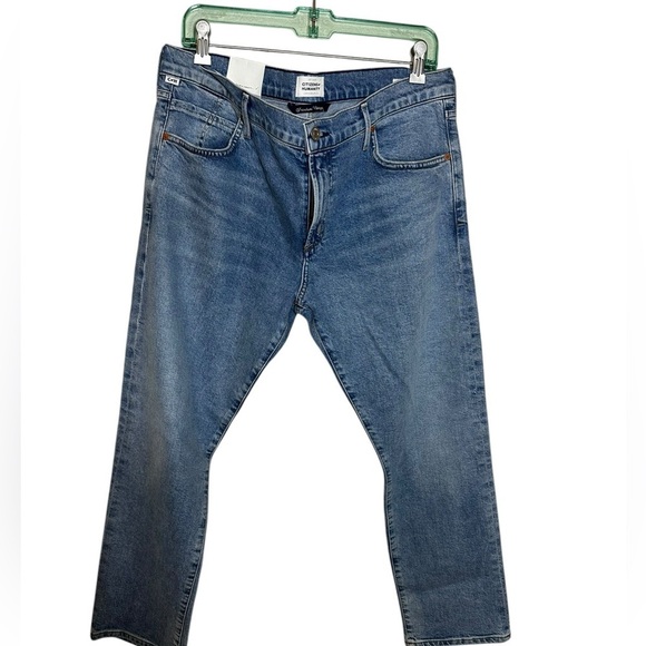 Citizens Of Humanity Elsa Mid Rise Slim Fit Crop - Picture 2 of 10